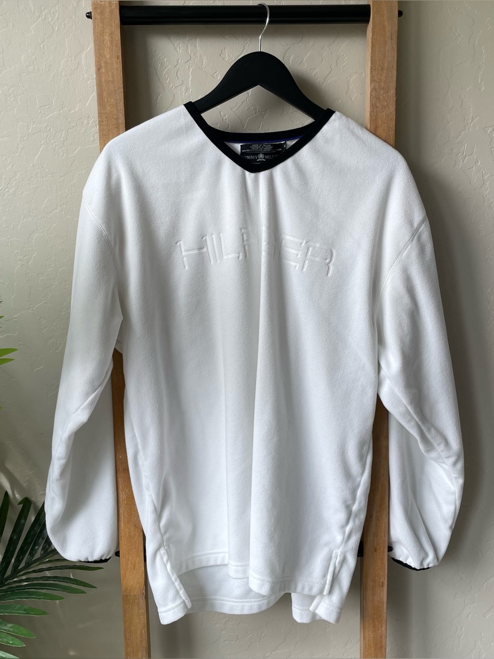 Tommy Hilfiger White Crewneck Sweater with Embossed Logo